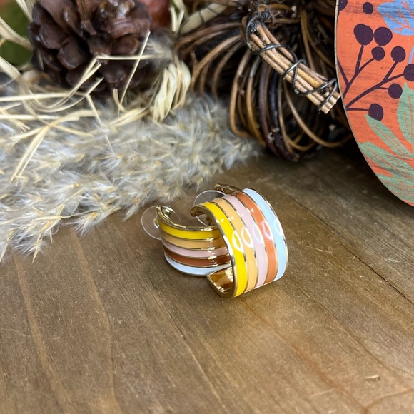 Earrings - Picture 2 of 2